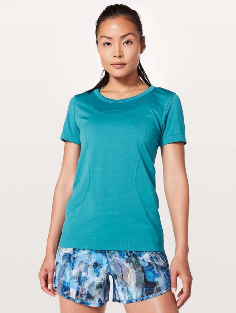 Lululemon Swiftly Tech Short Sleeve Relaxed Fit Size 8